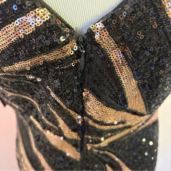 R&M Richards Black and Gold Sequin Maxi Dress,NWT,Size 8 - Picture 7 of 16
